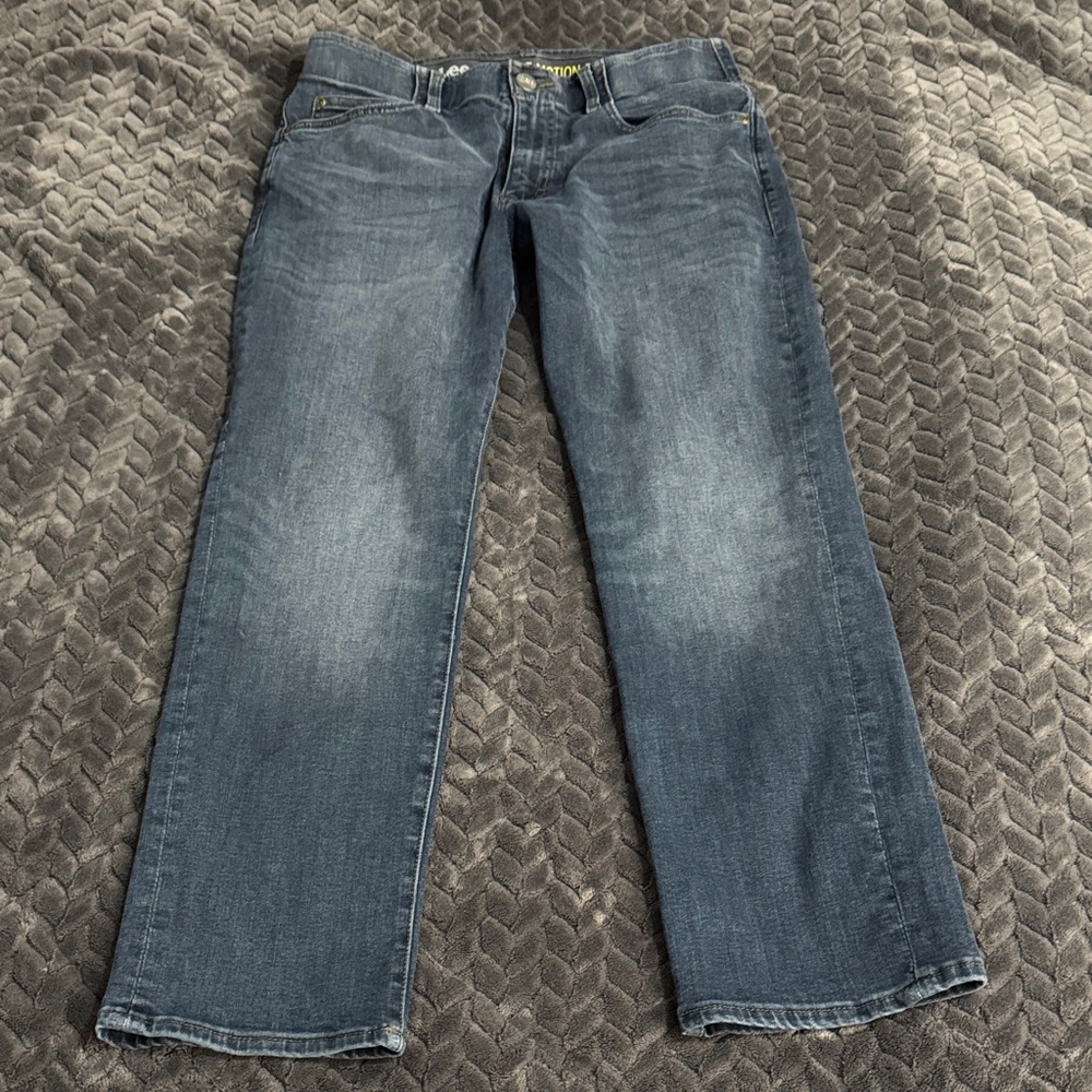 Lee Men's Classic Indigo Straight Jeans